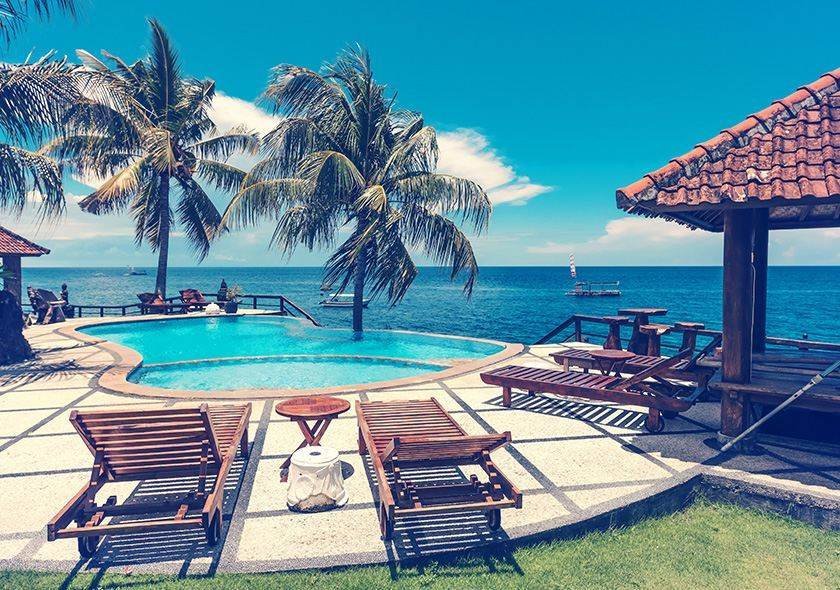 Sailing trips & boat tours